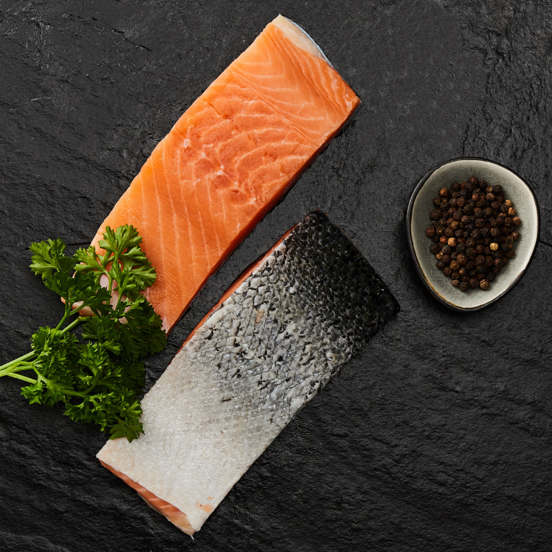 
                
                    Load image into Gallery viewer, Premium Salmon Fillet 500g
                
            